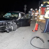 27531979-oberaudorf-unfall-a93-zwei-autosjpg400x400_q85_crop-smart_upscale.jpg
